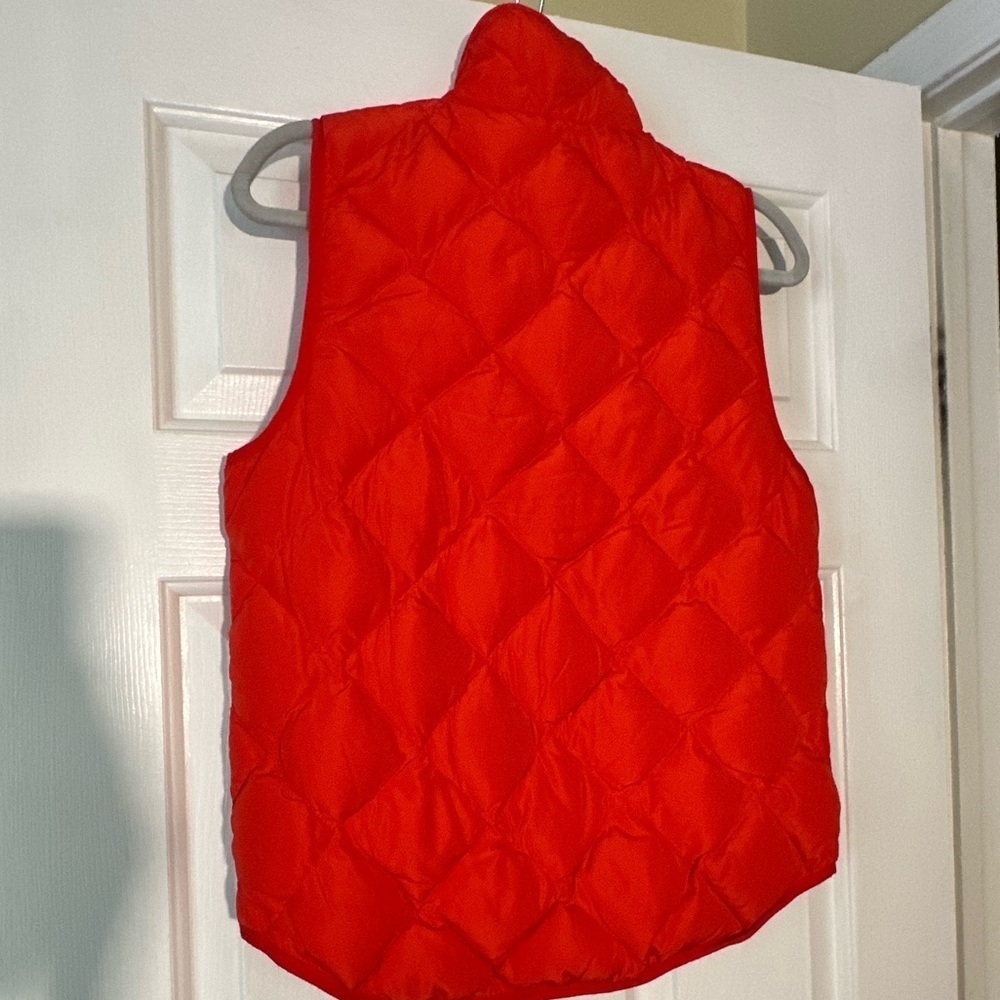 Woolrich red puffer vest. Down filled. Size small - Picture 6 of 7
